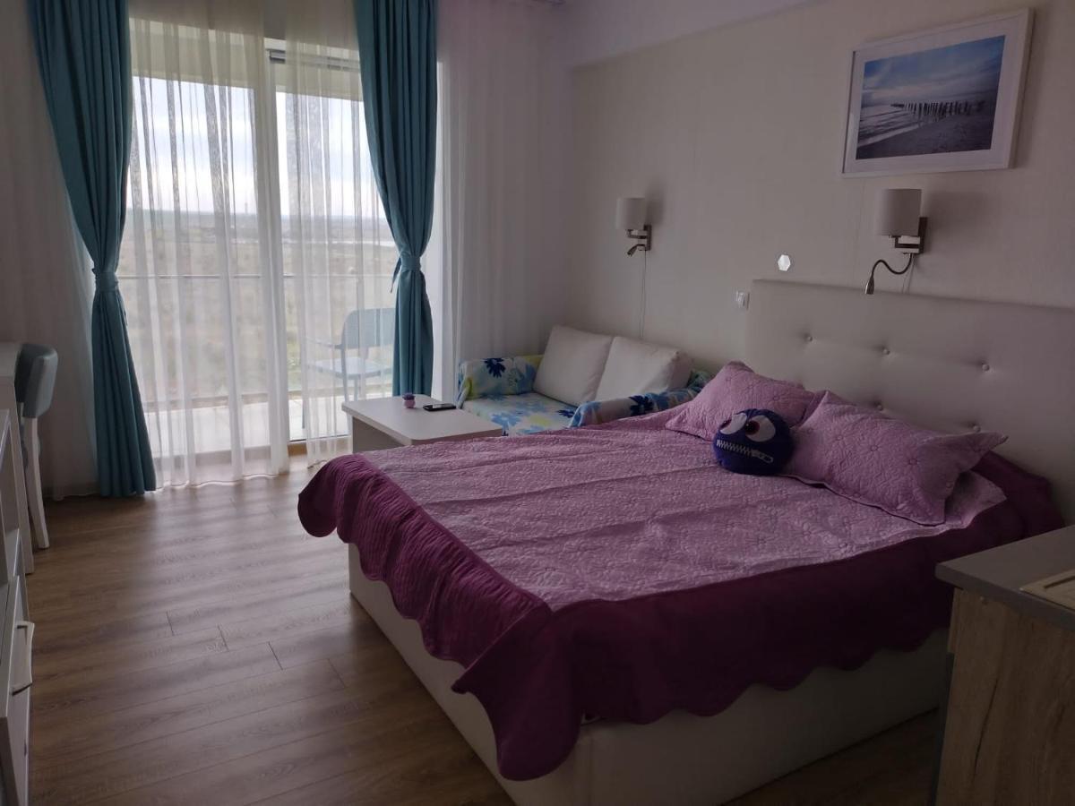 Douăzeci şi Trei August Blaxy Resort Stefi Cu Acces La Piscine Gratuit מראה חיצוני תמונה