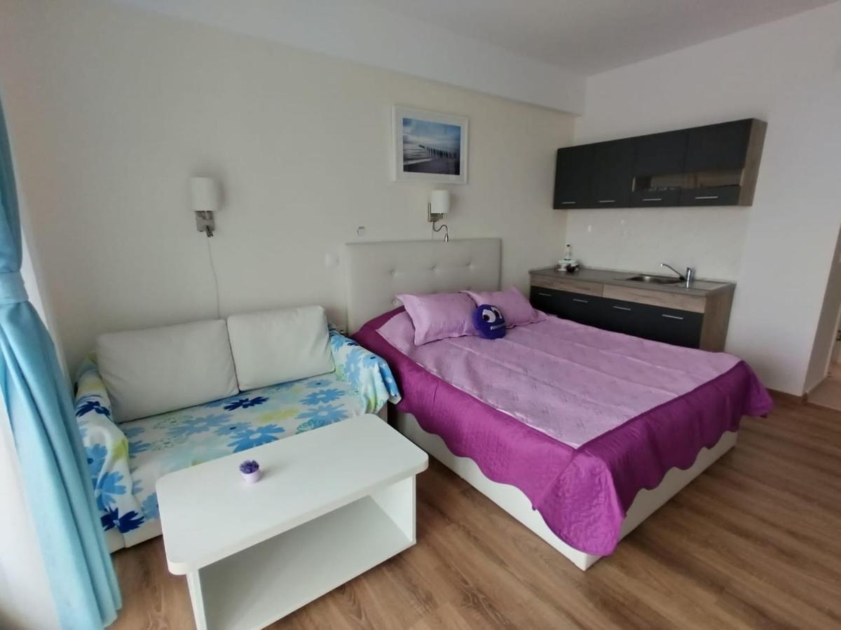 Douăzeci şi Trei August Blaxy Resort Stefi Cu Acces La Piscine Gratuit מראה חיצוני תמונה