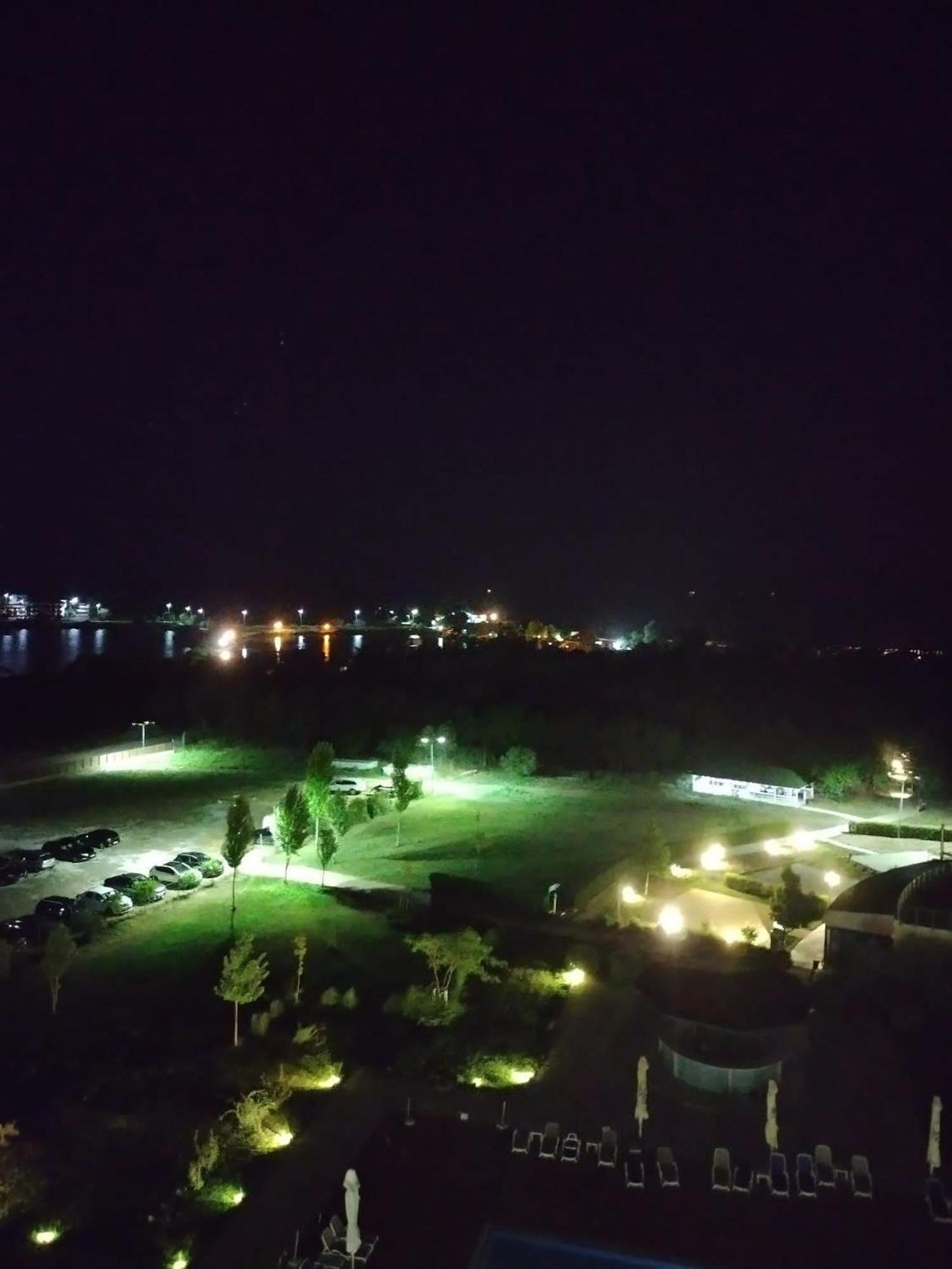 Douăzeci şi Trei August Blaxy Resort Stefi Cu Acces La Piscine Gratuit מראה חיצוני תמונה